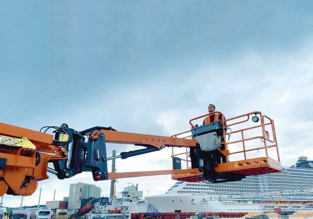 Employee on a work platform