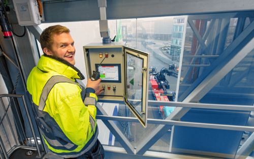 Employee of the PORT OF KIEL on shore leave at Schwedenkai