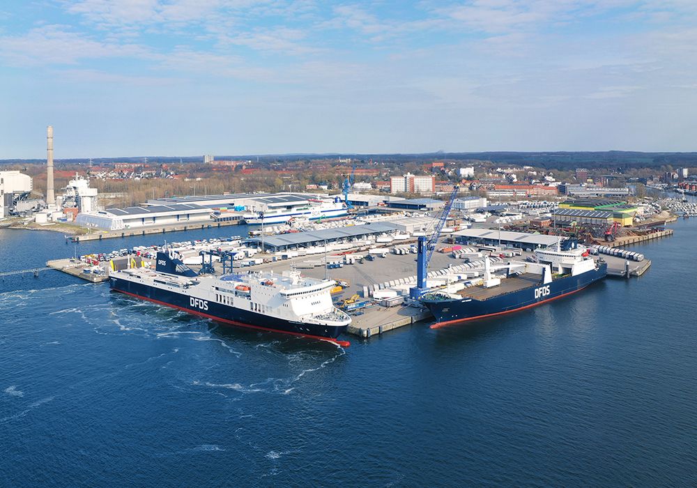 Luftaufnahme vom Ostuferhafen