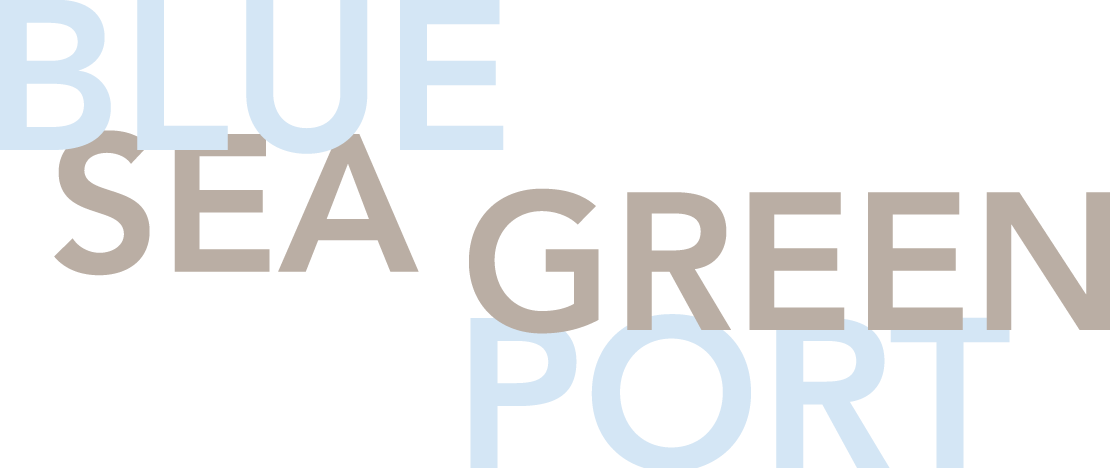 Schriftzug: Blue Sea green port