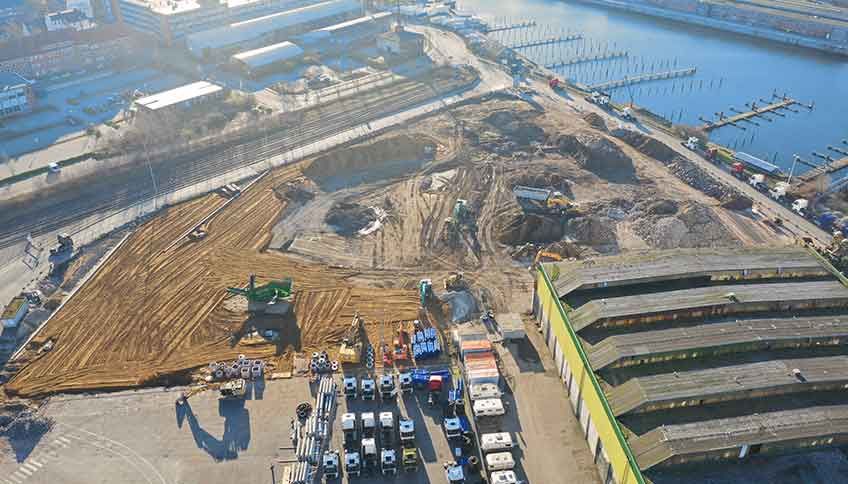 Construction site at Ostuferhafen